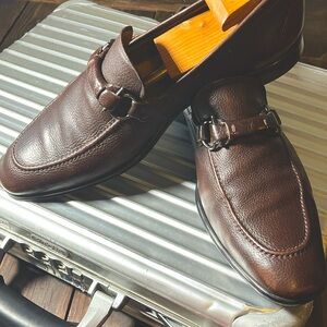 Men’s brown soft Ferragamo loafers size 11. Beautiful and elegant.